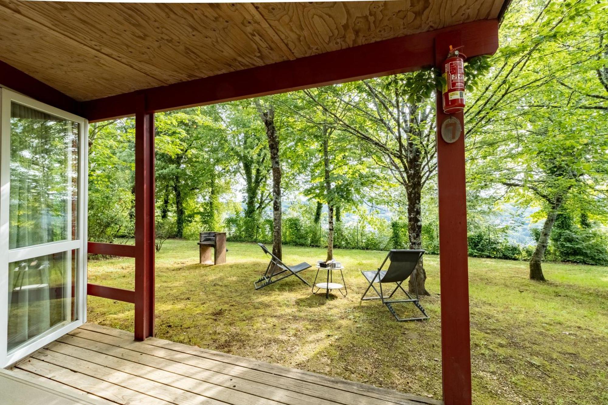 Les Chalets D'Argentouleau Sarlat-la-Canéda Buitenkant foto
